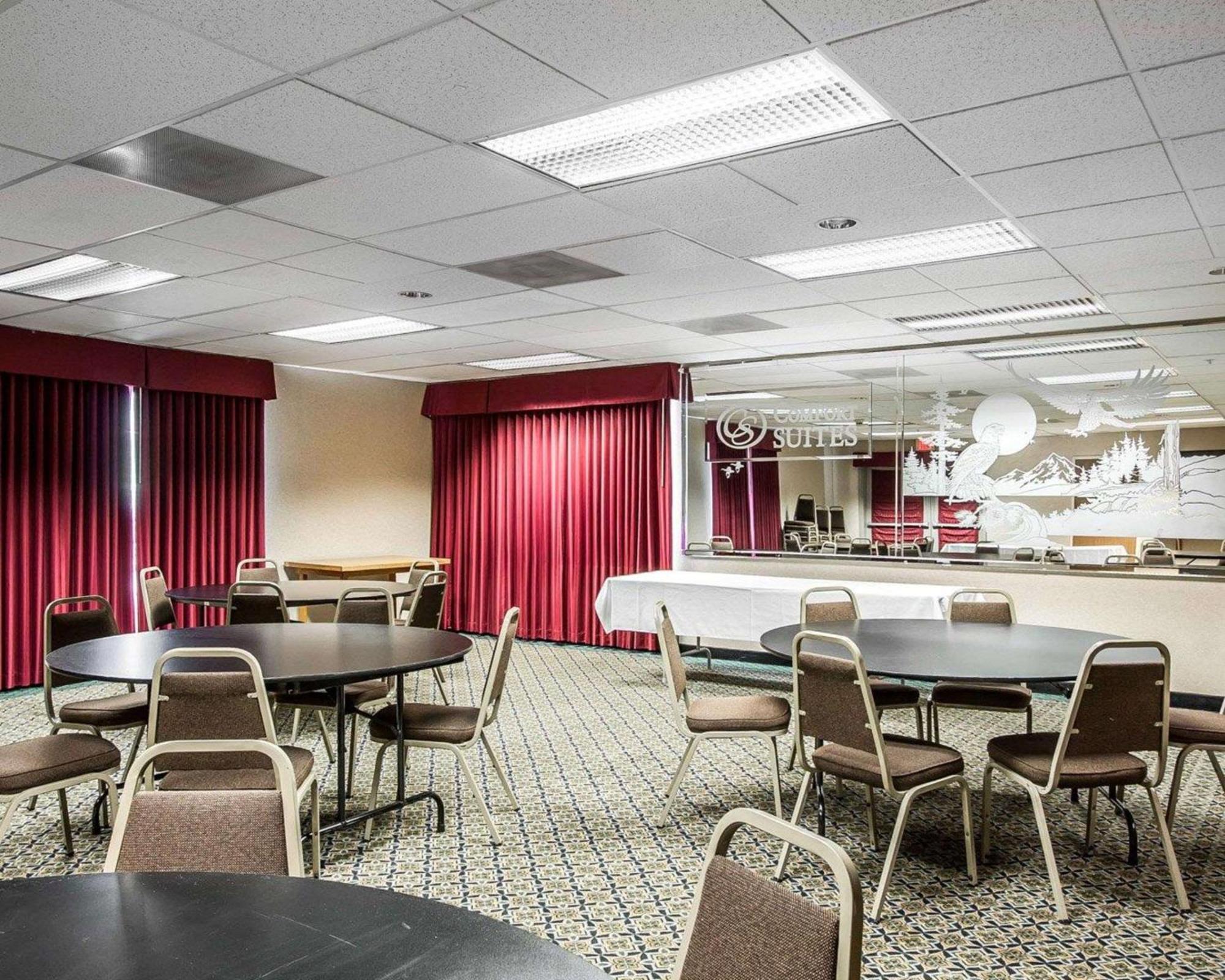 Comfort Suites Clackamas Exteriör bild